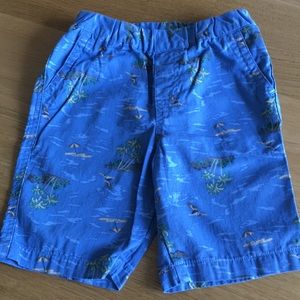 Nwot uniqlo pull on shorts. Size 3-4y